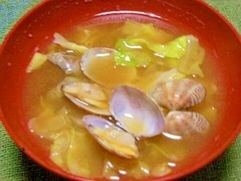 毎日のお味噌汁32杯目＊アサリと春キャベツ